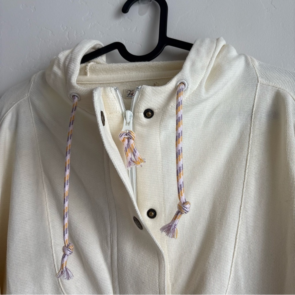 NWT Faherty Daybreak French Terry Hoodie Morning Rays
Size XS - Picture 8 of 11